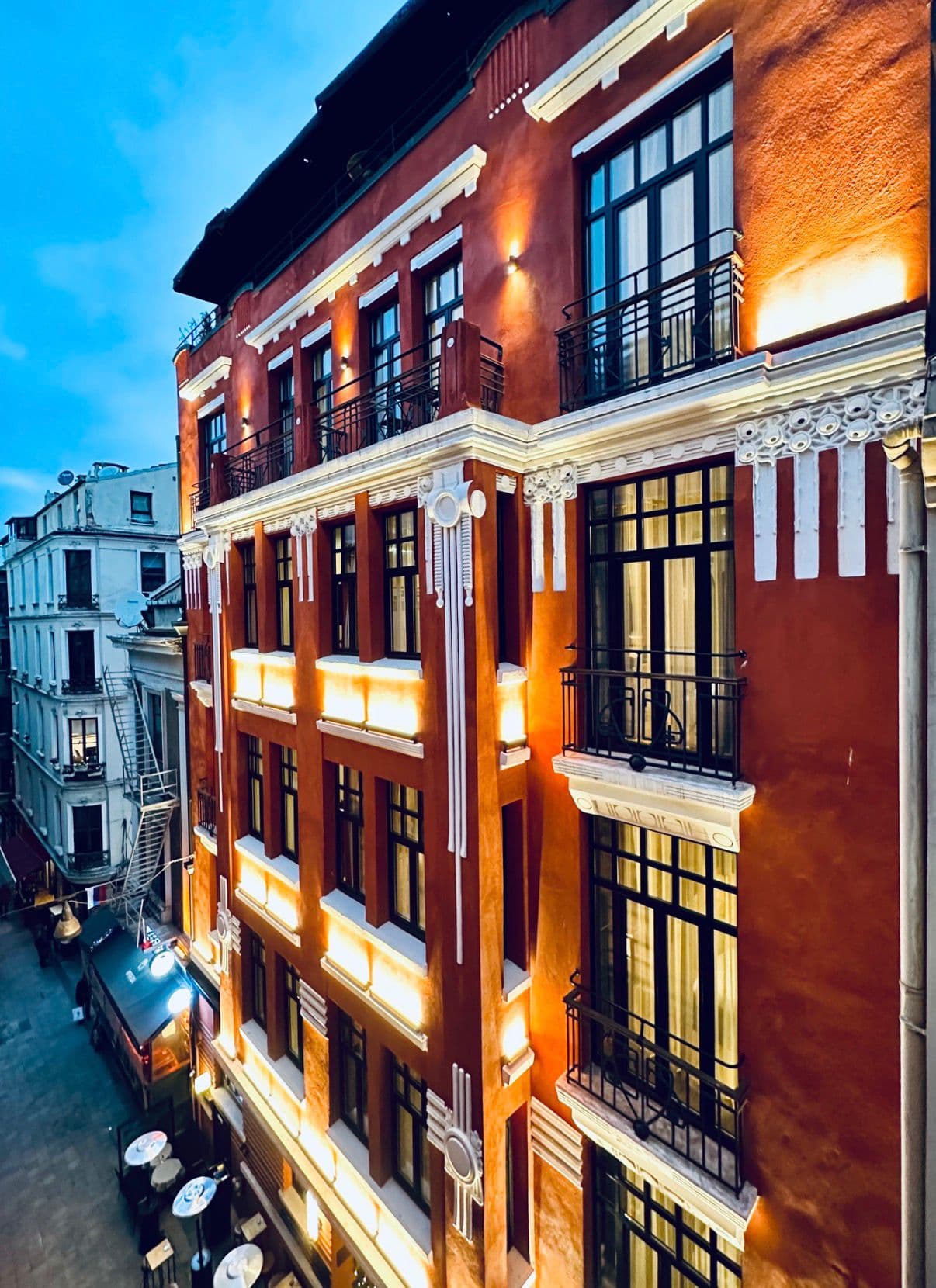 Ruz Hotel